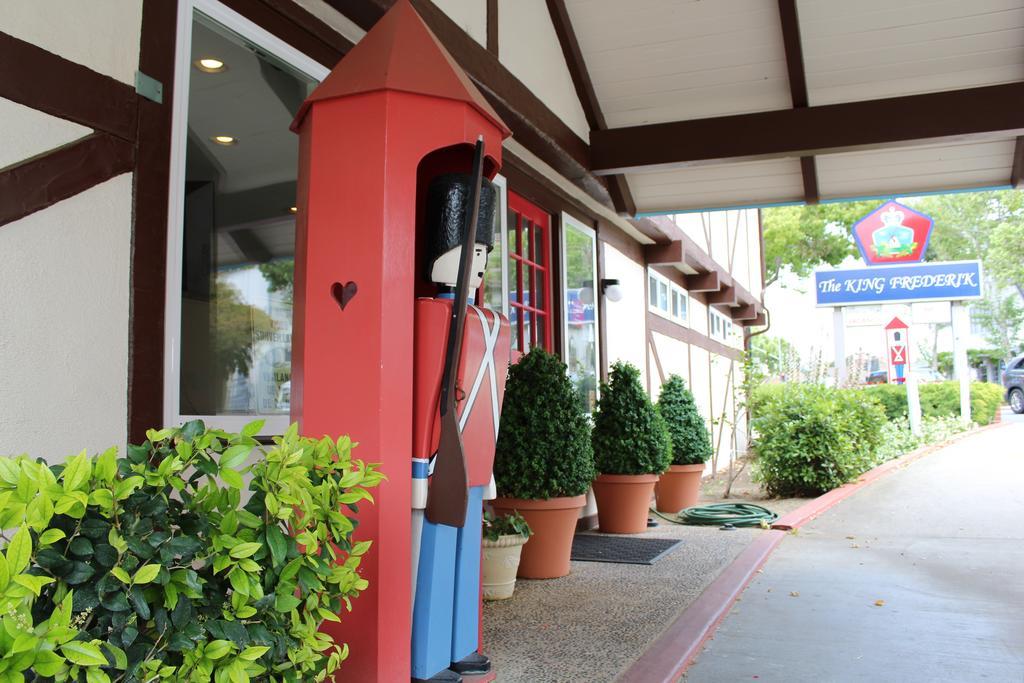 King Frederik Inn Solvang Exterior photo