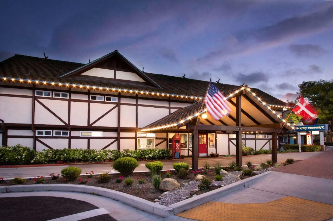 King Frederik Inn Solvang Exterior photo