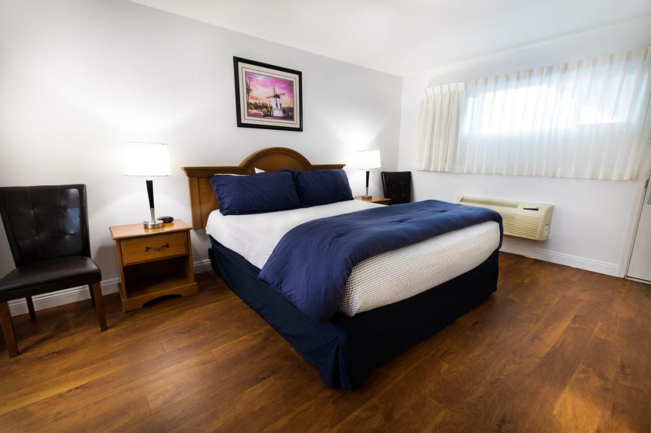 King Frederik Inn Solvang Exterior photo